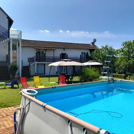 Bed and breakfast Leclosdipontine Dortoir Des Demoiselles *